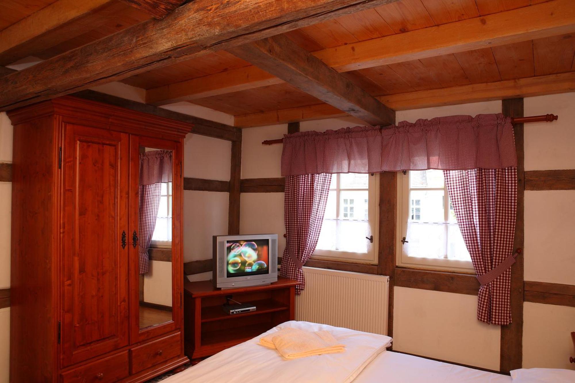 Hradni Basta Hotel Becov nad Teplou Phòng bức ảnh