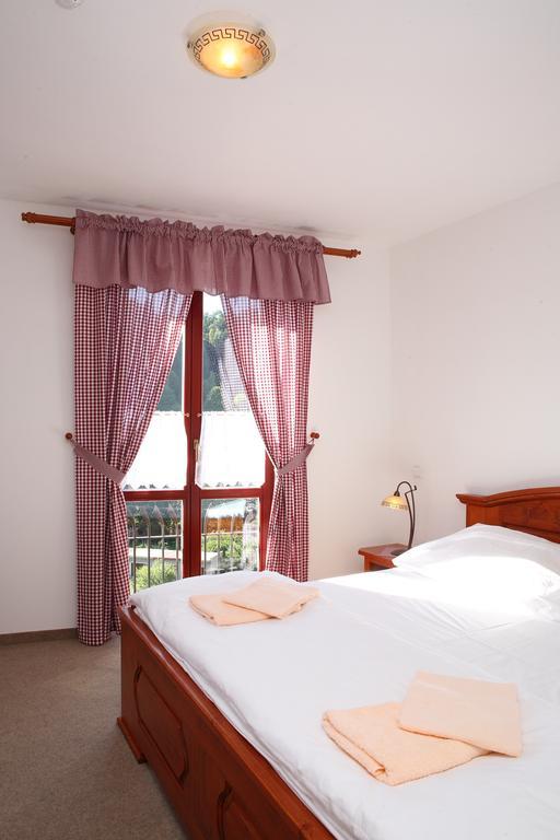 Hradni Basta Hotel Becov nad Teplou Phòng bức ảnh