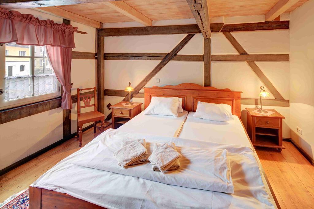 Hradni Basta Hotel Becov nad Teplou Ngoại thất bức ảnh